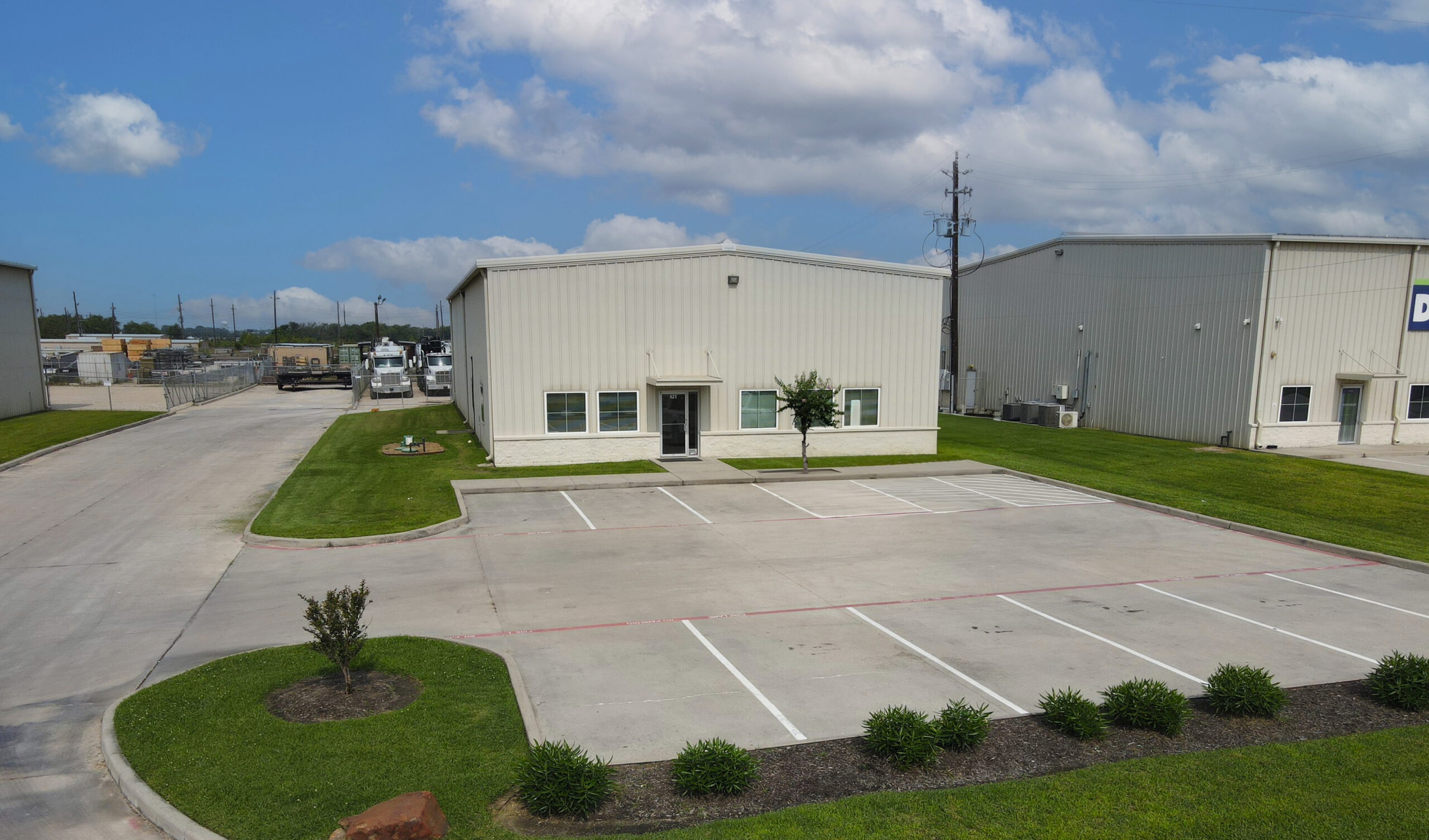 Independence Parkway South 425